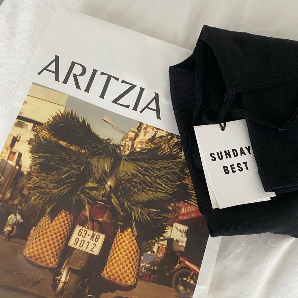 Aritzia Avery Seamless Dress